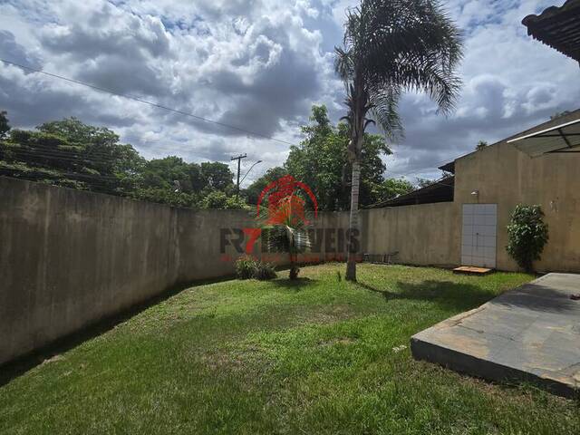 #2352 - Casa para Venda em Goiânia - GO - 2